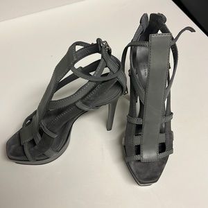 Gucci 6” Grey Suede Heels Size 6